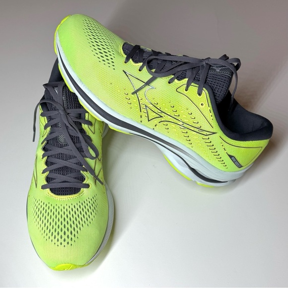 Mizuno Men's Wave Rider 25 Running Shoes Neon Lime Size- 12 - Picture 1 of 9